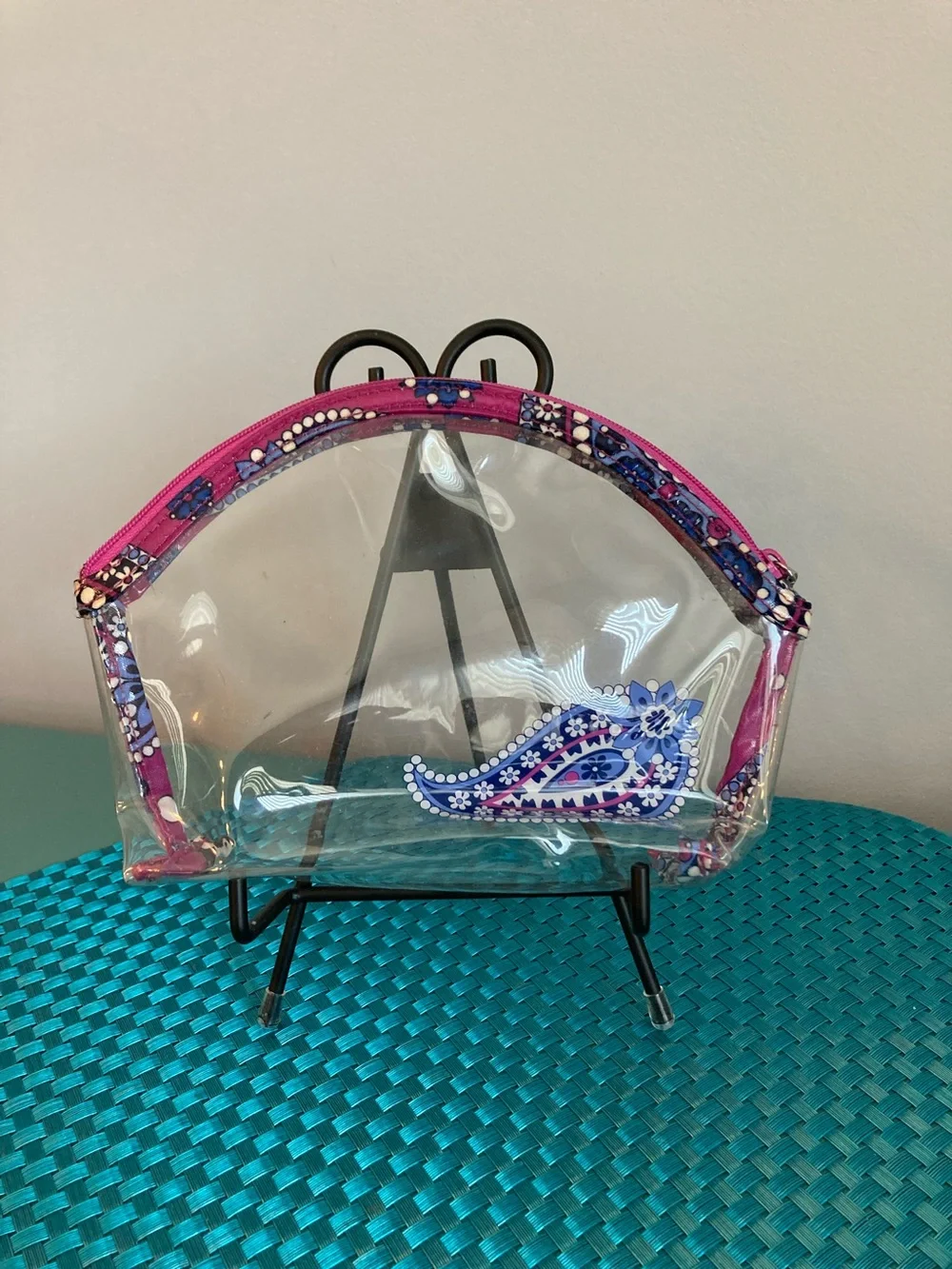 NWOT Vera Bradley Clear Cosmetic Zip Pouch Boysenberry Pattern Trim